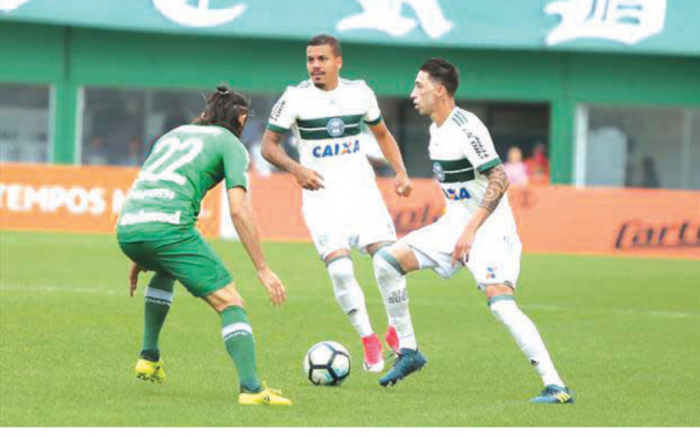 Chapecoense mandou Coritiba pra segundona e ainda garantiu vaga na pré-Libertadores