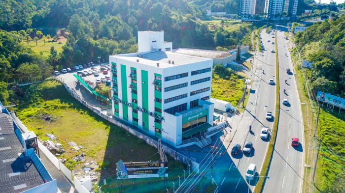 Vagas são para trabalhar na região {Foto: Divulgação}