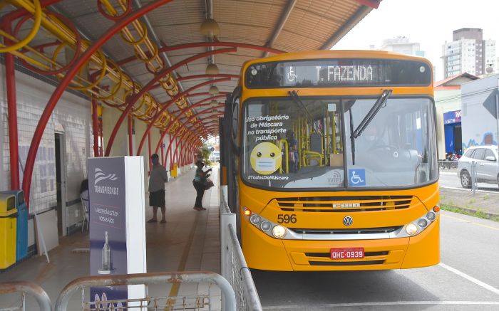 Como chegar até Significa Cursos em Itajaí de Ônibus?