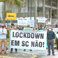 Carreata contra lockdown em Itajaí e BC