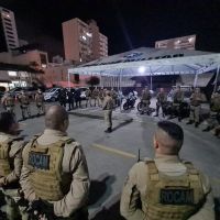 Forças de segurança estão nas ruas após atentado à PM e PRF