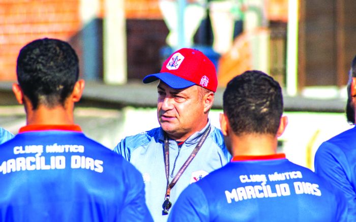 Marinheiro precisa vencer três partidas pra garantir a classificação  
(Foto:  Bruno Golembiewski)
