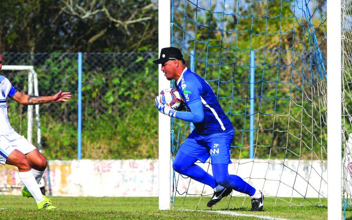 O goleiro Gabriel não sofre gols há oito partidas
(Foto: Tiago Winter/CFC)