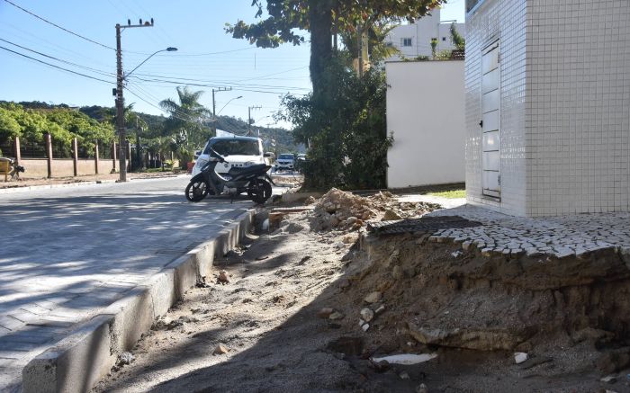 Passeios públicos estão virados numa bagunça
(foto: divulgação)