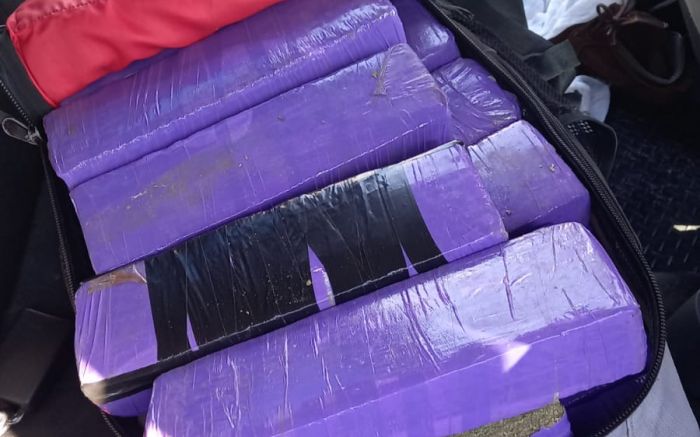Droga estava escondida em Duster (Foto: Divulgação)
