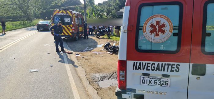 Acidente ocorreu por volta das 15h30 deste domingo (Foto Divulgação)