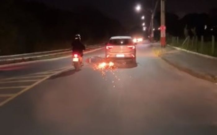 Teste do bafômetro confirmou a embriaguez, motorista foi preso e carro apreendido
(Foto: Reprodução)