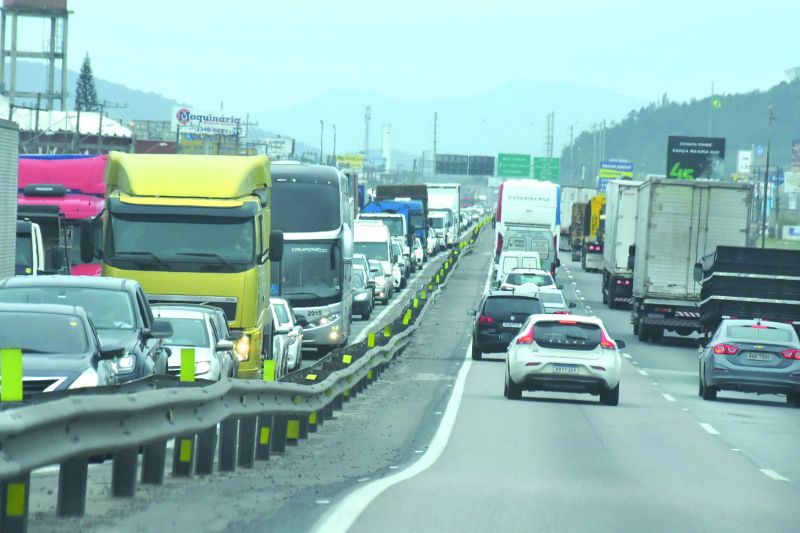 Alças de acesso à rodovia Antonio Heil devem sair do papel (foto: joão batista)