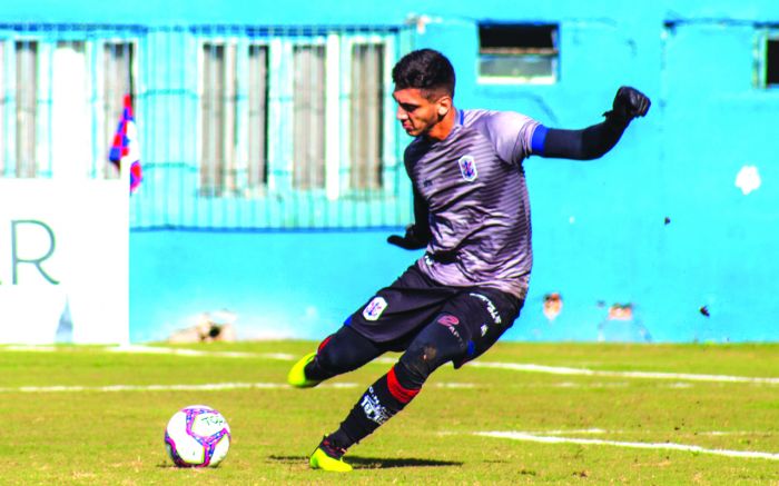 Goleiro Victor Hugo renovou contrato com o Cílio (FOTO: DIVULGAÇÃO)