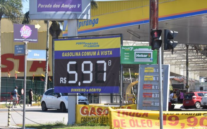 Com reajuste, preço da gasolina deve passar dos R$ 6 em Itajaí, que mantém um dos menores valores do estado (Foto: João Batista)