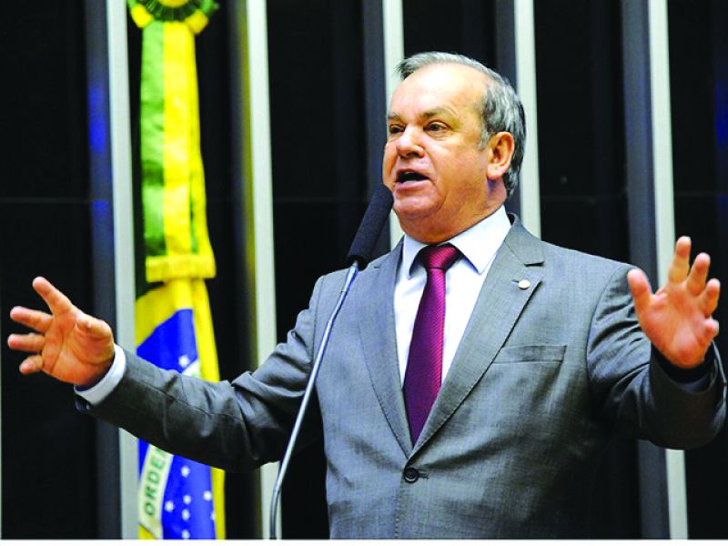 Projeto do deputado Peninha recebeu emendas e voltará para análise da câmara dos Deputados
