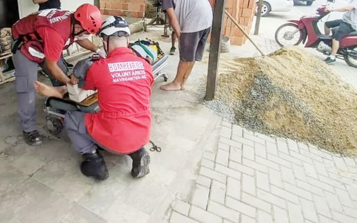 Ocorrência foi na rua Orlando Ferreira, no bairro Machados. Foto Divulgação. 