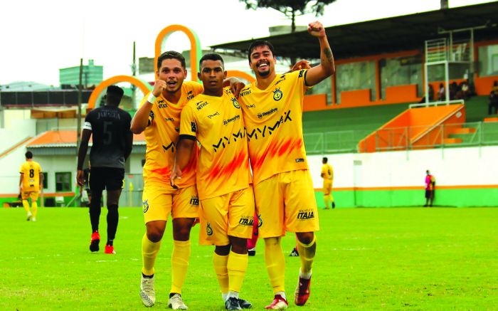 Time meteu goleada, de 6 a 0, no adversário (FOTO: alex dickel)