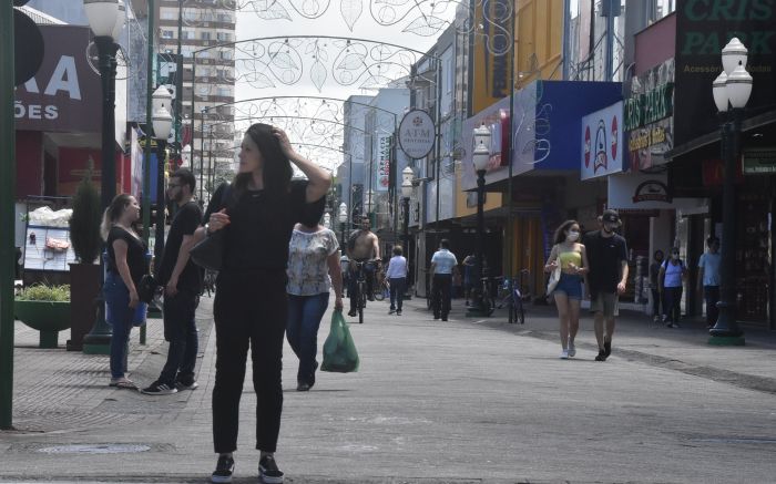 Lojas âncoras da Hercílio Luz ficarão abertas no feriado (Foto: João Batista)