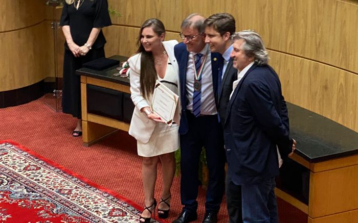 Paulinha, Spernau, Fabrício e Pavan posam juntos
(foto: divulgação(