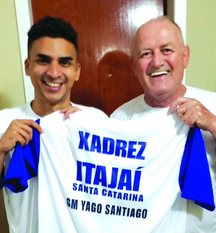Yago Santiago (à esq.) foi o medalhista 