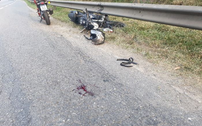 Motociclista morreu no local do acidente (Foto: Divulgação)