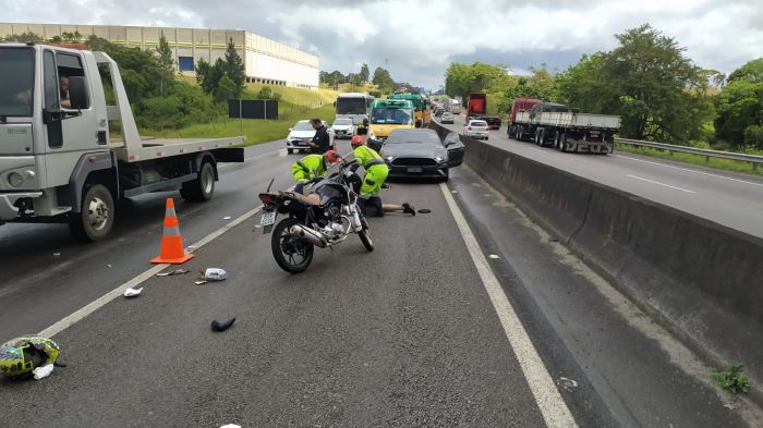 Acidente deixou 20 quilômetros de filas
(foto: divulgação)