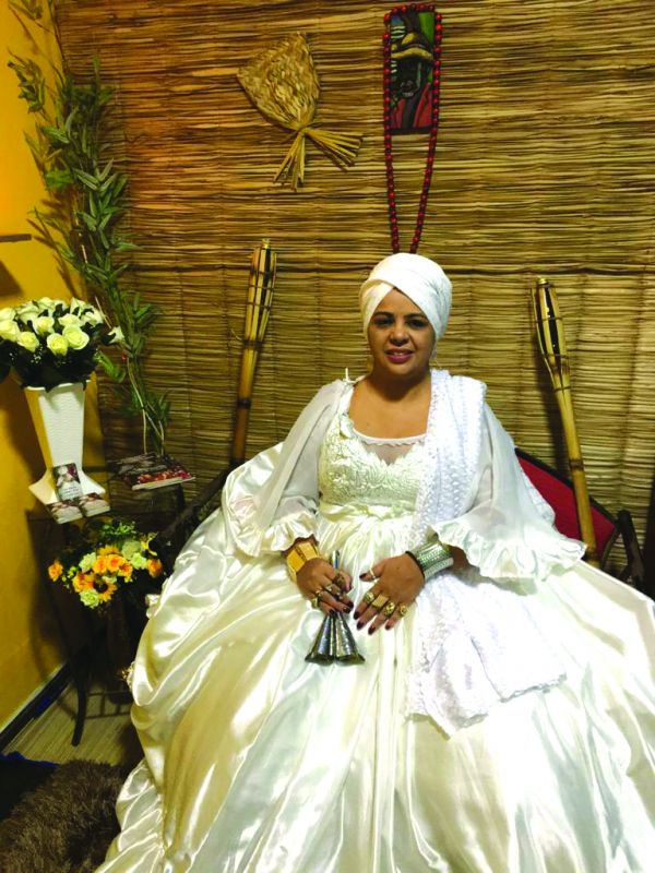 A vidente aposta na volta do casal de sertanejos Maiara e Fernando