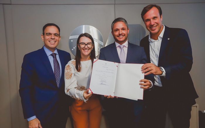 Felipe Sarmento, Claudia Prudência, James Winter e Rafael Horna na nomeação
(foto: divulgação)