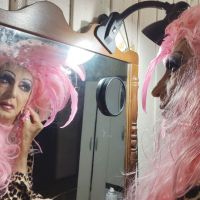 Céia foi a primeira drag-queen de Itajaí a aliar animação com crítica social