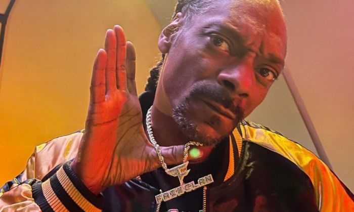 Snoop Dogg disse que o contratado tem permissão de usar quanta maconha quiser 
 Foto: Divulgação
