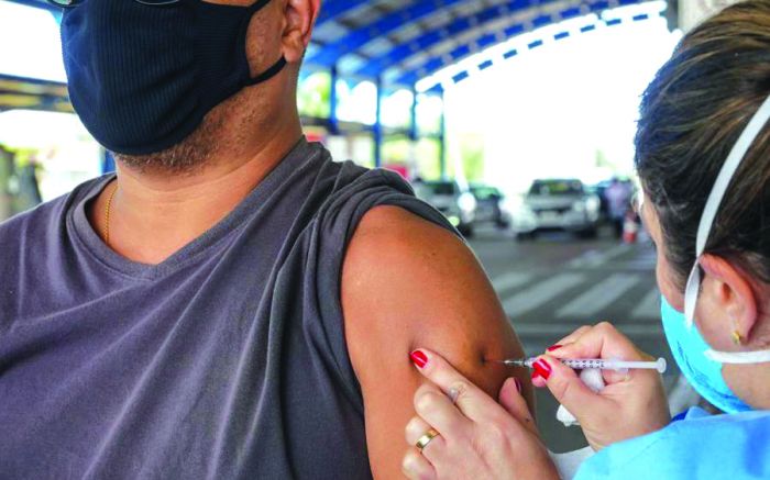 Aplicação depende dos estoques de vacinas nos municípios
(foto: divulgação)