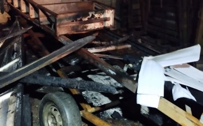 Bombeiros de Tijucas e Itapema trabalharam em conjunto no incêndio Foto: Divulgação