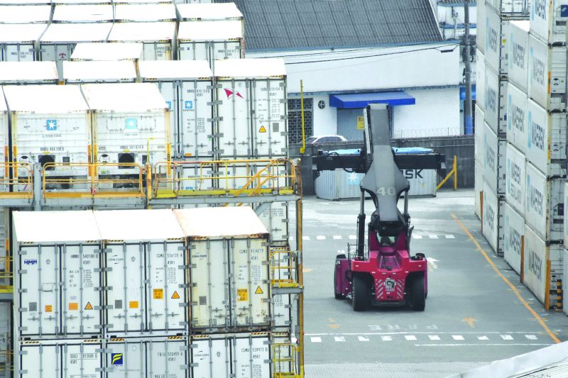 Portos devem suspender todas as cobranças relativas à taxa e mudar tabelas de preços