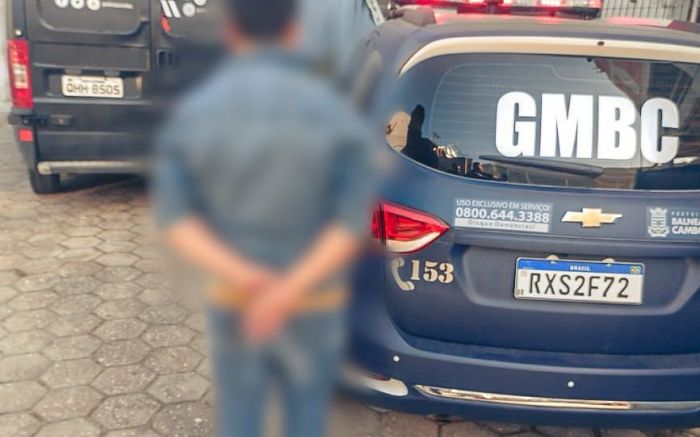 Motorista alterado saiu batendo em outros carros para fugir da GM, mas foi pego Foto: Divulgação