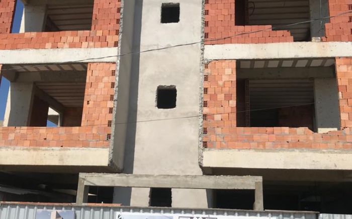 Aposentado investiu R$ 300 mil na compra do imóvel e está no prejuízo
(Foto: Leitor)