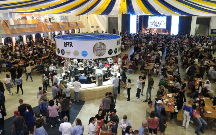 Vagas estão disponíveis pelo Balcão de Empregos (Foto: Arquivo/Divulgação)