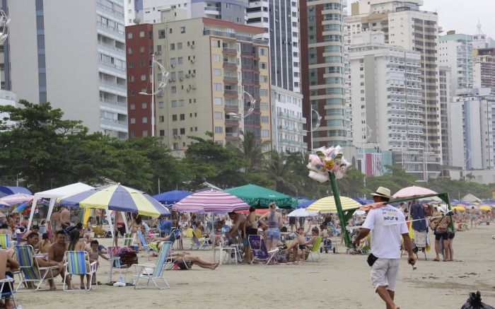 São 421 vagas para trabalhar nas praias
por um ano
Foto: Divulgação