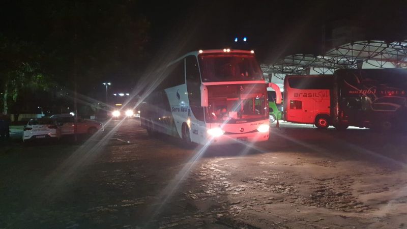 Mais de 70 ônibus foram liberados só sob a escolta policial 