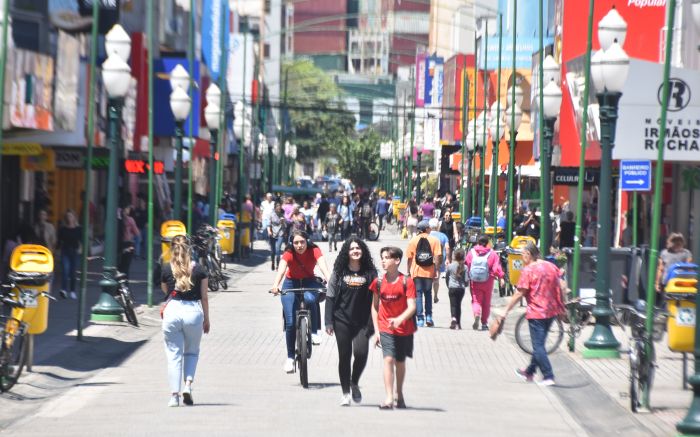 Serviços influenciaram resultado pra Itajaí, entre as cinco cidades brasileiras com mais ganhos  (Foto: Arquivo/João Batista)