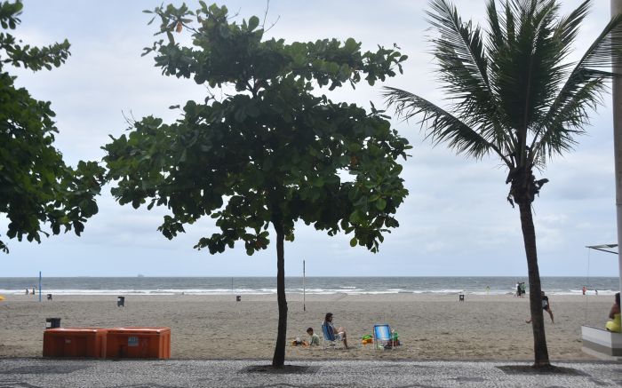 Balneário, segundo o IMA, continua  com a água imprópria nos 10 pontos monitorados

(foto: João Batista)