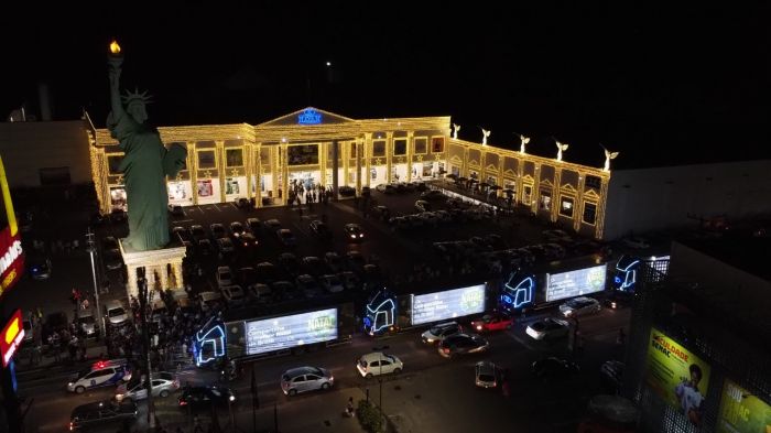 Moradora e família esperou por três horas e nada de ver a carreata de Natal da Havan