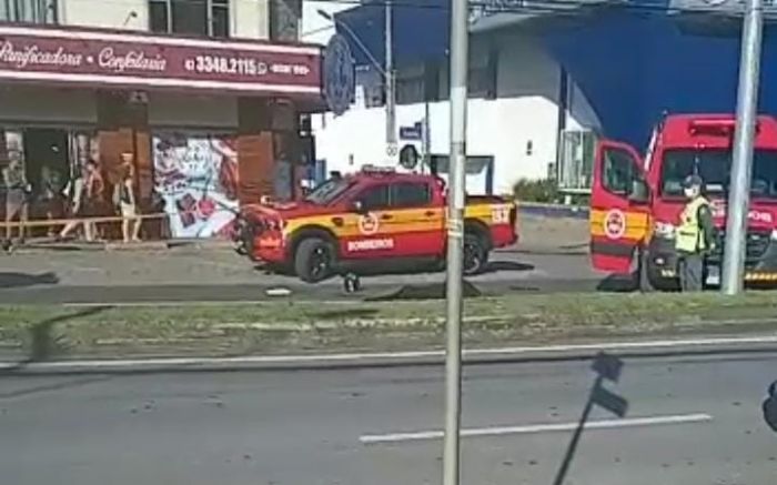 Acidente ocorreu por volta das 7h