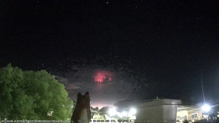 Descargas elétricas ocorreram em Monte Castelo
(Foto: Reprodução/Jocimar Justino)