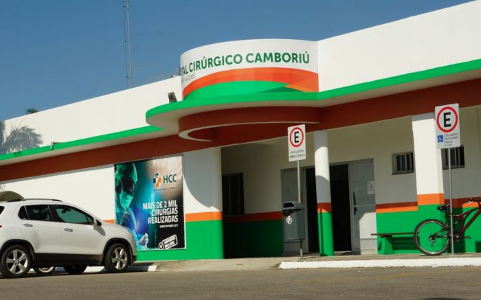 Corpo foi encontrado na rua atrás do hospital de Camboriú