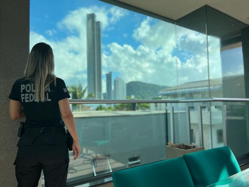  Imóveis de luxo em BC estavam em nome de laranjas