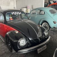 Apaixonados por carros antigos preservam memórias com um hobby