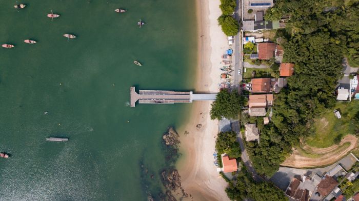 São dois flutuantes com passarelas de alumínio  
 Foto: Divulgação