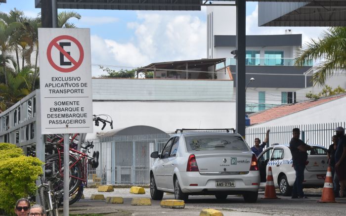 Motoristas sem credenciais devem fazer pedido pela internet
(Foto: Arquivo)