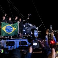 Time Malizia vence a mais desafiadora perna da regata de volta ao mundo