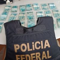 PF apreende grana e moto BMW com investigado