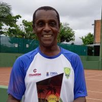 Filme sobre professor de tênis é premiado em Cannes