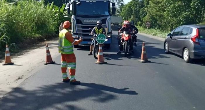 Trecho funciona no esquema “siga e pare” até esta quinta
(Foto: Divulgação)