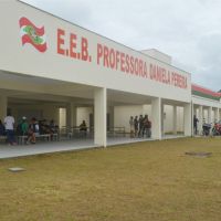 TCE barra R$ 50 milhões em obras nas escolas da região  