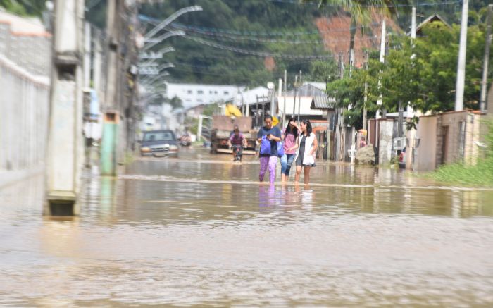 Dinheiro vai ajudar famílias atingidas pelas enxurradas do dia 23 de março
(Foto: Arquivo João Batista)